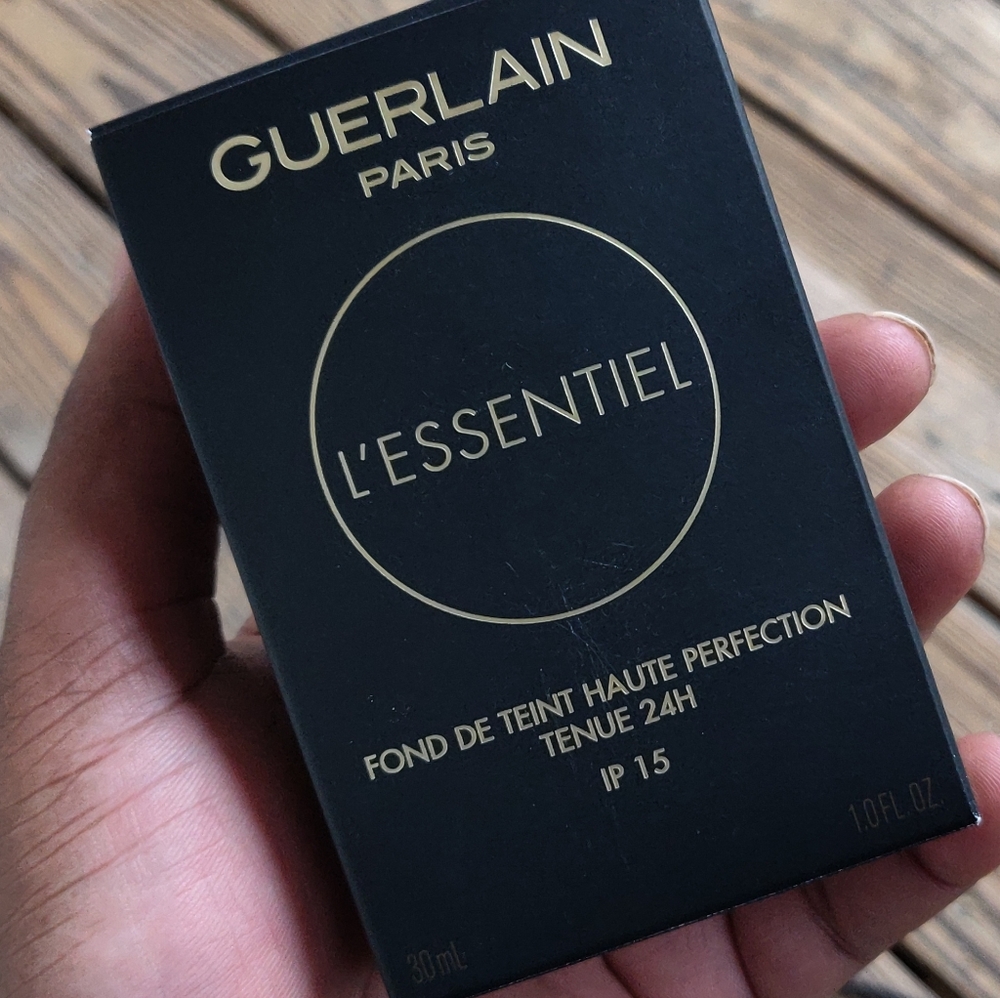 Guerlain L'essentiel Matte 24hr Foundation